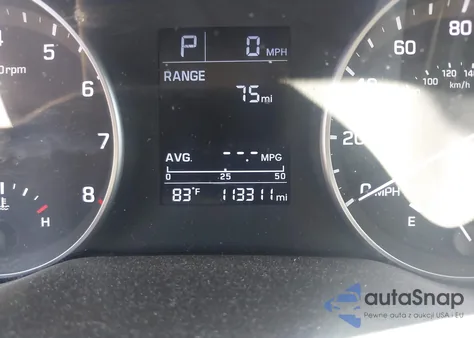 2017 Hyundai Elantra Se z USA, uszkodzony, nr VIN 5NPD84LF0HH114547